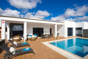 Charming Villa in Playa Blanca with Private Pool